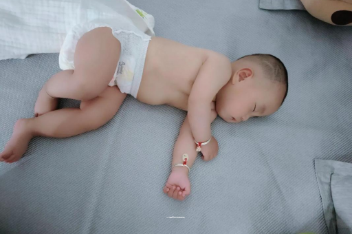 桂阳宝宝呼吸道感染发烧
